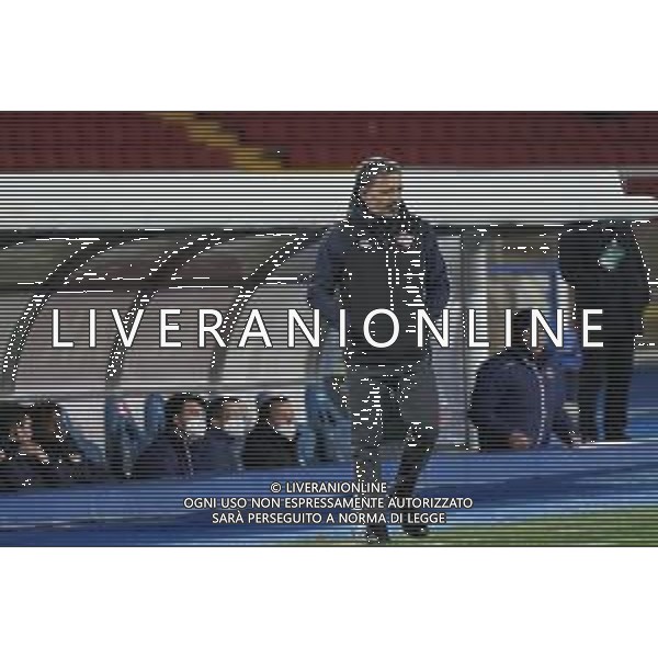 Emmanuele Mastrodonato/LMedia - US Lecce vs US Cremonese - Italian soccer Serie B match 2021/2022 January 23 2022 - Stadio Via del Mare Lecce, Italy US Lecce vs US Cremonese Photo showing: coach Fabio Pecchia (US Cremonese) @Emmanuele Mastrodonato/LiveMedia /AGENZIA ALDO LIVERANI SAS