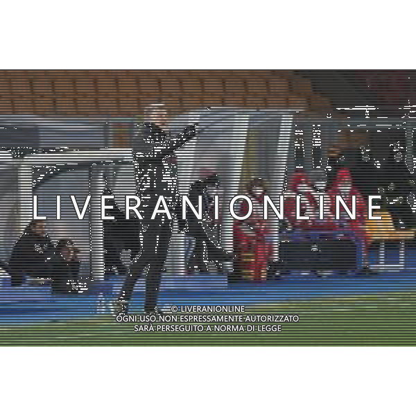 Emmanuele Mastrodonato/LMedia - US Lecce vs US Cremonese - Italian soccer Serie B match 2021/2022 January 23 2022 - Stadio Via del Mare Lecce, Italy US Lecce vs US Cremonese Photo showing: coach Marco Baroni (US Lecce) @Emmanuele Mastrodonato/LiveMedia /AGENZIA ALDO LIVERANI SAS