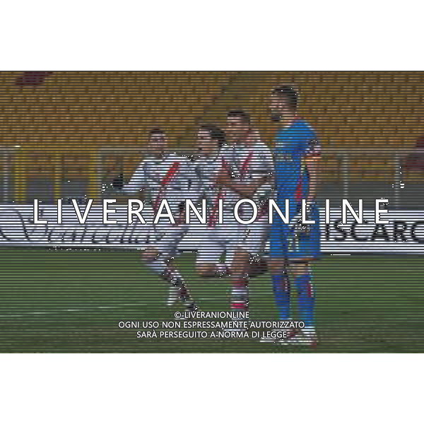 Emmanuele Mastrodonato/LMedia - US Lecce vs US Cremonese - Italian soccer Serie B match 2021/2022 January 23 2022 - Stadio Via del Mare Lecce, Italy US Lecce vs US Cremonese Photo showing: DANIEL CIOFANI (US Cremonese) celebrates after scoring a goal of 1-1 @Emmanuele Mastrodonato/LiveMedia /AGENZIA ALDO LIVERANI SAS