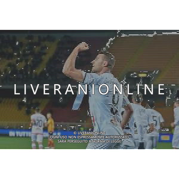 Emmanuele Mastrodonato/LMedia - US Lecce vs US Cremonese - Italian soccer Serie B match 2021/2022 January 23 2022 - Stadio Via del Mare Lecce, Italy US Lecce vs US Cremonese Photo showing: DANIEL CIOFANI (US Cremonese) celebrates after scoring a goal of 1-1 @Emmanuele Mastrodonato/LiveMedia /AGENZIA ALDO LIVERANI SAS