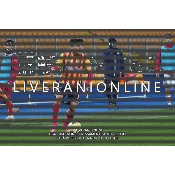 Emmanuele Mastrodonato/LMedia - US Lecce vs US Cremonese - Italian soccer Serie B match 2021/2022 January 23 2022 - Stadio Via del Mare Lecce, Italy US Lecce vs US Cremonese Photo showing: Valentin Gendrey (US Lecce) @Emmanuele Mastrodonato/LiveMedia /AGENZIA ALDO LIVERANI SAS