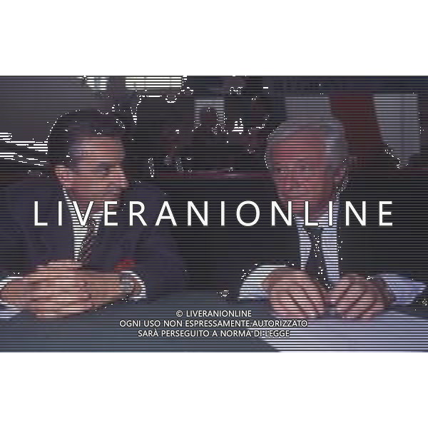 RETROSPETTIVA UGO FINETTI POLITICO NELLA FOTO UGO FINETTI A MILANO NELL\'ANNO 1990 CON FERRI AG ALDO LIVERANI SAS 