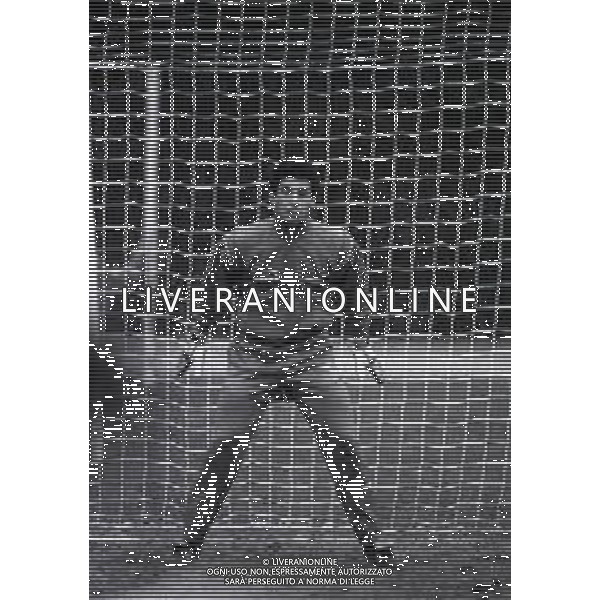RETROSPETTIVA GIANLUCA VIALLI CALCIATORE NELLA FOTO GIANLUCA VIALLI IN ALLENAMENTO CON LA NAZIONALE ITALIANA NELL\'ANNO 1985  AG ALDO LIVERANI SAS 