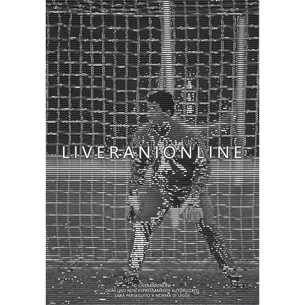 RETROSPETTIVA GIANLUCA VIALLI CALCIATORE NELLA FOTO GIANLUCA VIALLI IN ALLENAMENTO CON LA NAZIONALE ITALIANA NELL\'ANNO 1985  AG ALDO LIVERANI SAS 