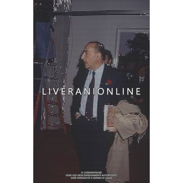 RETROSPETTIVA ANTONIO CARIGLIA POLITICO NELLA FOTO ANTONIO CARIGLIA A RIMINI AL CONGRESSO DEL PARTITO SOCIALISTA DEMOCRATICO PSDI NELL\'ANNO 1989 AG ALDO LIVERANI SAS