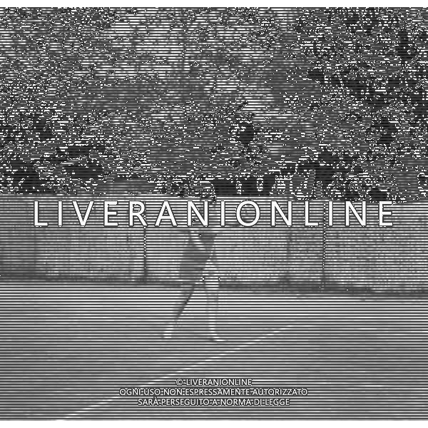RETROSPETTIVA CLAUDIA MORI ATTRICE E CANTANTE NELLA FOTO A RIMINI NEL 1969 MENTRE GIOCA A TENNIS ©Archivio Giovanni Liverani/AGENZIA ALDO LIVERANI SAS