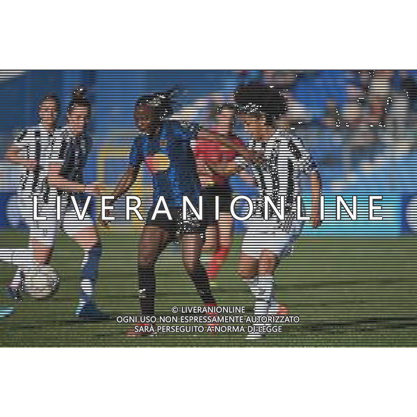 © TVRG Ajara Nchout (Inter) e Sara Gama (Juventus) Inter Milano Women vs Juventus Women Coppa Italia femminile - quarti di finale gara di andata Lecco 30-01-2022 Stadio Mario Rigamonti foto Roberto Garavaglia/ag. Aldo Liverani sas