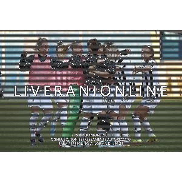 ¬© TVRG esultanza Juventus dopo il gol dell\'1 a 1 Lisa Boattin (Juventus) Inter Milano Women vs Juventus Women Coppa Italia femminile - quarti di finale gara di andata Lecco 30-01-2022 Stadio Mario Rigamonti foto Roberto Garavaglia/ag. Aldo Liverani sas