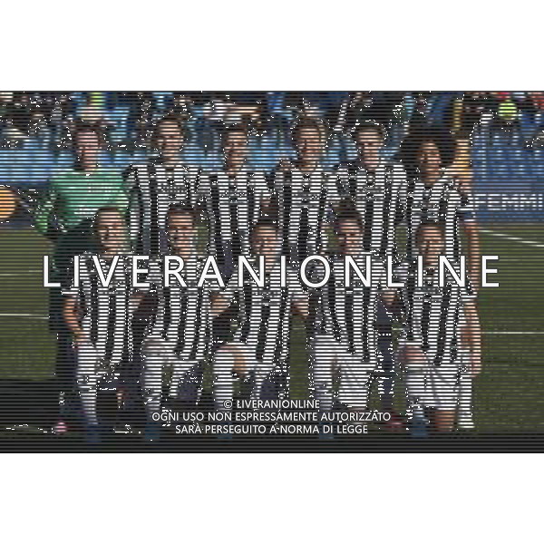 © TVRG la formazione della Juventus, in piedi da SX Pauline Peyraud, Andrea Staskova, Arianna Caruso, Martina Rosucci, Lina Mona Hurtig e Sara Gama; in basso da SX Matilde Lundorf Skovsen, Barbara Bonansea, Lisa Boattin, Martina Lenzini e Valentina Cernoia Inter Milano Women vs Juventus Women Coppa Italia femminile - quarti di finale gara di andata Lecco 30-01-2022 Stadio Mario Rigamonti foto Roberto Garavaglia/ag. Aldo Liverani sas