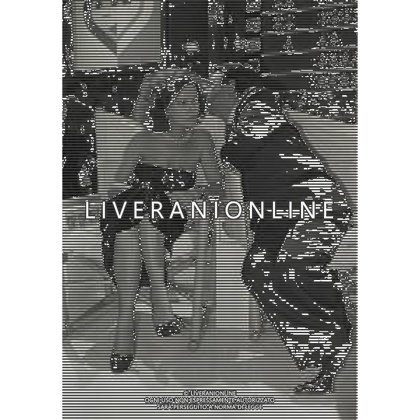 RETROSPETTIVA LAURA ANTONELLI ATTRICE NELLA FOTO LAURA ANTONELLI NELLA TRASMISSIONE TELEVISIVA “TEST“ CONDOTTA DA EMILIO FEDE ANNO 1984 AG ALDO LIVERANI SAS 