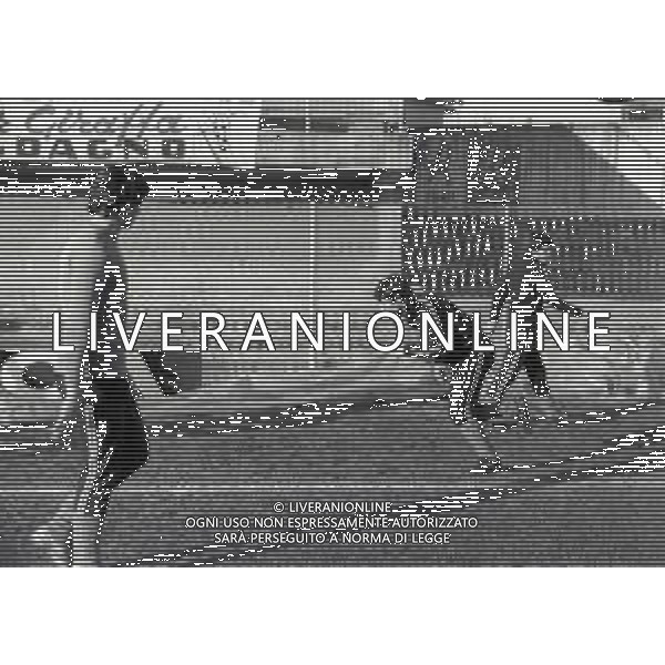 1978-1979 VICENZA ALLENAMENTO VICENZA CALCIO NELLA FOTO PAOLO ROSSI IN ALLENAMENTO ALLO STADIO MENTI COL VICENZA CALCIO AG ALDO LIVERANI SAS
