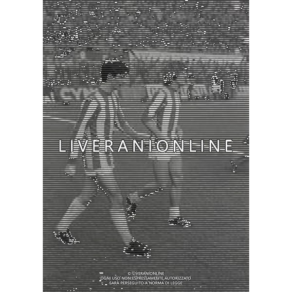 1978-1979 VICENZA ALLENAMENTO VICENZA CALCIO NELLA FOTO PAOLO ROSSI IN ALLENAMENTO ALLO STADIO MENTI COL VICENZA CALCIO AG ALDO LIVERANI SAS