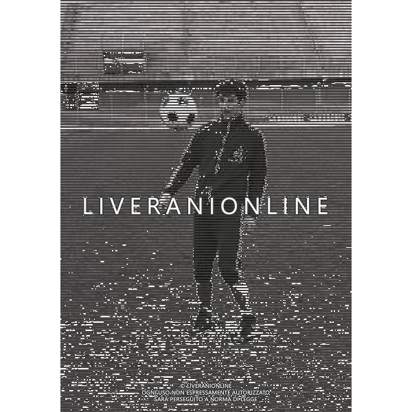 1978-1979 VICENZA ALLENAMENTO VICENZA CALCIO NELLA FOTO PAOLO ROSSI IN ALLENAMENTO ALLO STADIO MENTI COL VICENZA CALCIO AG ALDO LIVERANI SAS