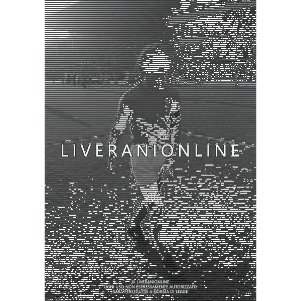 04-12-1982 FIRENZE QUALIFICAZIONE PER GLI EUROPEI DI CALCIO ITALIA-ROMANIA 0-0 NELLA FOTO L\'INFORTUNIO DI PAOLO ROSSI AG ALDO LIVERANI SAS