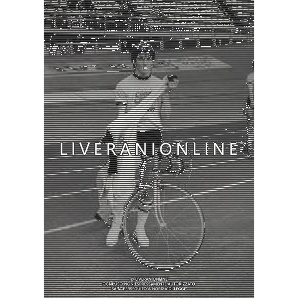 RETROSPETTIVA PAOLO ROSSI CALCIATORE NELLA FOTO PAOLO ROSSI NELLA MANIFESTAZIONE SPORTIVA “SPORT STARS“ A MILANO NELL\'ANNO 1979 AG ALDO LIVERANI SAS 