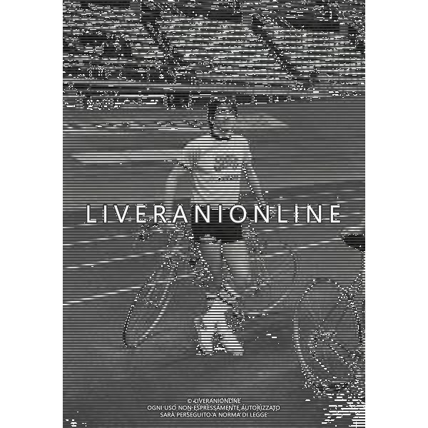 RETROSPETTIVA PAOLO ROSSI CALCIATORE NELLA FOTO PAOLO ROSSI NELLA MANIFESTAZIONE SPORTIVA “SPORT STARS“ A MILANO NELL\'ANNO 1979 AG ALDO LIVERANI SAS 