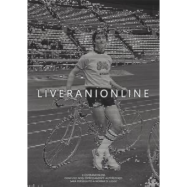 RETROSPETTIVA PAOLO ROSSI CALCIATORE NELLA FOTO PAOLO ROSSI NELLA MANIFESTAZIONE SPORTIVA “SPORT STARS“ A MILANO NELL\'ANNO 1979 AG ALDO LIVERANI SAS 