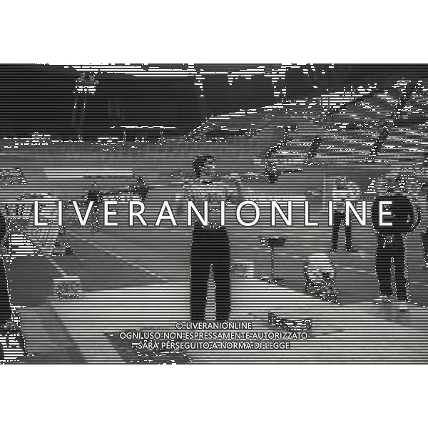 RETROSPETTIVA PAOLO ROSSI CALCIATORE NELLA FOTO PAOLO ROSSI NELLA MANIFESTAZIONE SPORTIVA “SPORT STARS“ A MILANO NELL\'ANNO 1979 AG ALDO LIVERANI SAS 