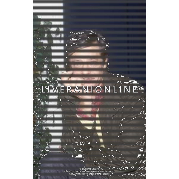 RETROSPETTIVA GIANCARLO GIANNINI ATTORE NELLA FOTO GIANCARLO GIANNINI NELL\'ANNO 1984 IN TERRAZZA MARTINI A MILANO AG ALDO LIVERANI SAS  