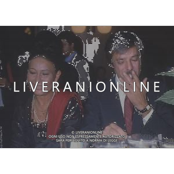 RETROSPETTIVA GIANCARLO GIANNINI ATTORE NELLA FOTO GIANCARLO GIANNINI NELL\'ANNO 1982 ALLA MANIFESTAZIONE “GROLLA D\'ORO“ A SAINT VINCENT CON FRANCA BETTOJA AG ALDO LIVERANI SAS   