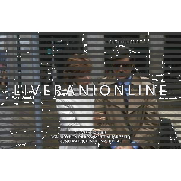 RETROSPETTIVA GIANCARLO GIANNINI ATTORE NELLA FOTO GIANCARLO GIANNINI CON MARIANGELA MELATO NELL\'ANNO 1982 A MILANO TERRAZZA MARTINI AG ALDO LIVERANI SAS