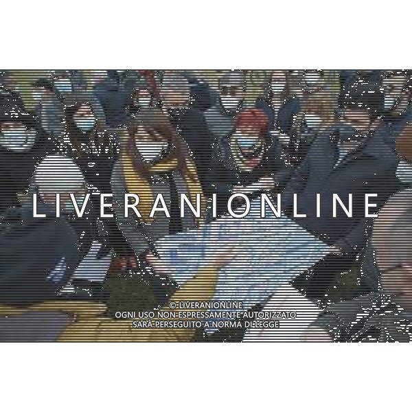 IMOLA 05 02 2022 INCONTRO TRA IL COMUNE DI IMOLA CON ASSESSORE ALL\'AMBIENTE ELISA SPADA E I CITTADINI DELLA ZONA MONTERICCO PER PARLARE DELLA "NUOVA AREA ATTREZZATA MULTIFUNZIONALE PER RACCOLTA DIFFERENZIATA NELLA FOTO ASSESSORE DELL\'AMBIENTE ELISA SPADA CON I CITTADINI Â©SANNA/ AGENZIA ALDO LIVERANI SAS