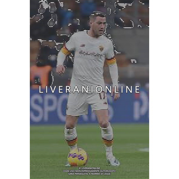 Jordan Veretout (Roma) Inter vs Roma Coppa Italia Frecciarossa - quarti di finale Milano 08-02-2022 Stadio Giuseppe Meazza - San Siro foto Roberto Garavaglia/ag. Aldo Liverani sas /AGENZIA ALDO LIVERANI SAS
