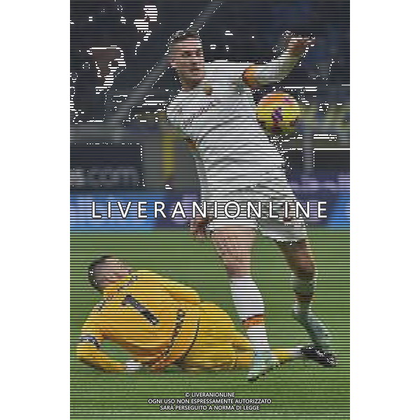 Nicolo\' Zaniolo (Roma) - Samir Handanovic Inter vs Roma Coppa Italia Frecciarossa - quarti di finale Milano 08-02-2022 Stadio Giuseppe Meazza - San Siro foto Roberto Garavaglia/ag. Aldo Liverani sas /AGENZIA ALDO LIVERANI SAS