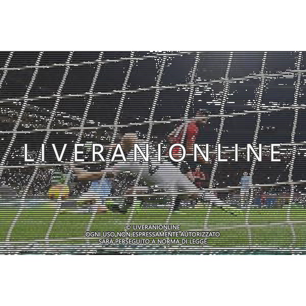 Olivier Giroud (Milan) segna il gol del 3 a 0 Milan vs Lazio Coppa Italia Frecciarossa - quarti di finale Milano 09-02-2022 Stadio Giuseppe Meazza - San Siro foto Roberto Garavaglia/ag. Aldo Liverani sas /AGENZIA ALDO LIVERANI SAS