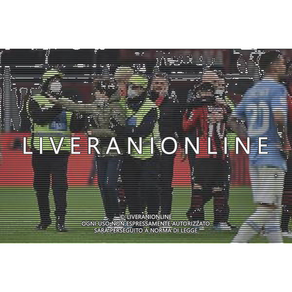 invasore di campo a fine gara Milan vs Lazio Coppa Italia Frecciarossa - quarti di finale Milano 09-02-2022 Stadio Giuseppe Meazza - San Siro foto Roberto Garavaglia/ag. Aldo Liverani sas /AGENZIA ALDO LIVERANI SAS