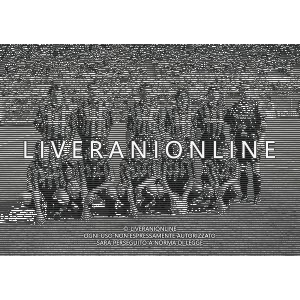 11-09-1994 BERGAMO CAMPIONATO DI CALCIO SEIE B ATALANTA -ASCOLI 1-0 NELLA FOTO FORMAZIONE ATALANTA 1994-1995 DA SIN IN PIEDI DANIELE FORTUNATO-NICOLA BOSELLI-CRISTIANO PAVONE-FEDERICO PISANI-OSCAR MAGONI-FABRIZIO FERRON SED DA SIN SIMONE PAVAN-GIAMPAOLO SAURINI-FRANCO ROTELLA-CRISTIANO SCAPOLO-WALTER BONACINA AG ALDO LIVERANI SAS