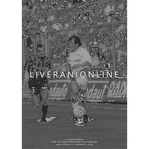 25-09-1994 BERGAMO CAMPIONATO DI CALCIO SERIE B ATALANTA-VENEZIA 0-3 NELLA FOTO MAURO NARDINI-PAOLO MONTERO AG ALDO LIVERANI SAS