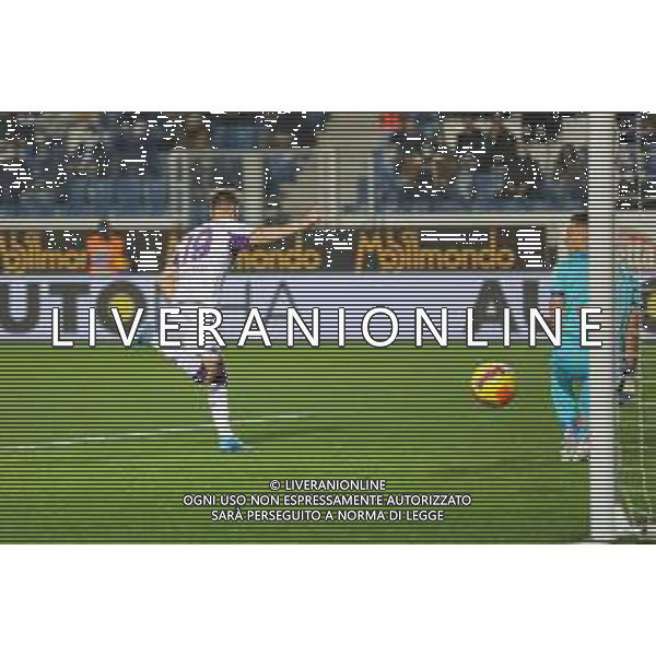 Atalanta-Fiorentina Coppa Italia Frecciarossa 2021/2022 Quarti di finale Bergamo, 10 Febbraio 2022 Nella foto: Krzysztof Piatek esulta dopo il gol su rigore dell\'1-0 Ph. Soli - Ag. Aldo Liverani /AGENZIA ALDO LIVERANI SAS