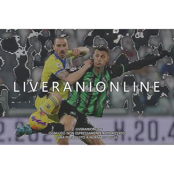 Torino 10.02.2022 Stadio Allianz Stadium ©Alessandro Falzone/Agenzia Aldo Liverani Juventus vs Sassuolo Coppa Italia Frecciarossa 2021/2022 Nella foto : LEONARDO BONUCCI E SCAMACCA GIANLUCA ©FALZONE/AGENZIA ALDO LIVERANI SAS