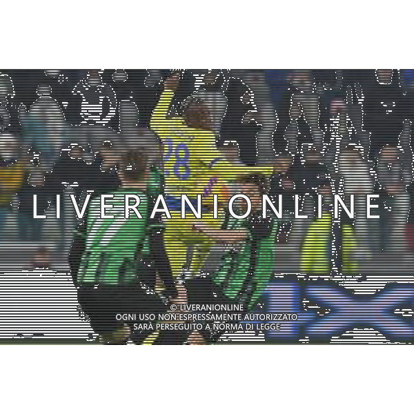 Torino 10.02.2022 Stadio Allianz Stadium ©Alessandro Falzone/Agenzia Aldo Liverani Juventus vs Sassuolo Coppa Italia Frecciarossa 2021/2022 Nella foto : Denis Zakaria-Maxime Lopez