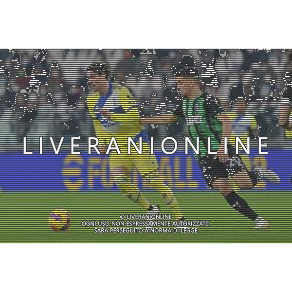 Torino 10.02.2022 Stadio Allianz Stadium ©Alessandro Falzone/Agenzia Aldo Liverani Juventus vs Sassuolo Coppa Italia Frecciarossa 2021/2022 Nella foto : Dusan Vlahovic-Abdou Harroui