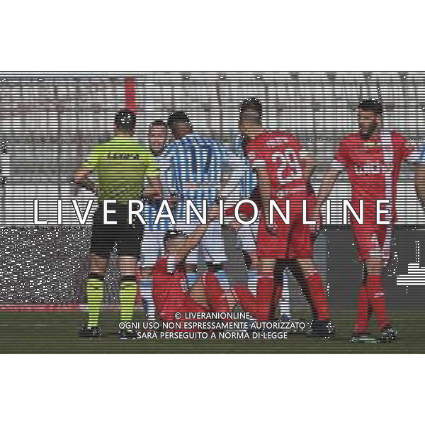 ¬© TVRG Lorenzo Dickmann (Spal) espulsione per un fallo da ultimo uomo Monza vs Spal Campionato Serie BKT - 22a giornata Monza 12-02-2022 U-Power Stadium foto Roberto Garavaglia/ag. Aldo Liverani sas /AGENZIA ALDO LIVERANI SAS