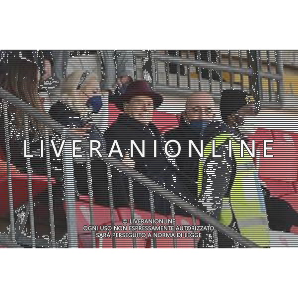 ¬© TVRG il presidente Silvio Berlusconi in tribuna con la fidanzata Marta Fascina e Adriano Galliani Monza vs Spal Campionato Serie BKT - 22a giornata Monza 12-02-2022 U-Power Stadium foto Roberto Garavaglia/ag. Aldo Liverani sas /AGENZIA ALDO LIVERANI SAS