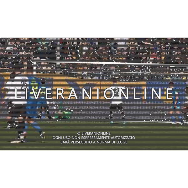 PARMA - PORDENONE CAMPIONATO CALCIO SERIE BKT 12.02.2022 NELLA FOTO IL GOL DI GORAN PANDEV ©SANTANDREA/AGENZIA ALDO LIVERANI SAS