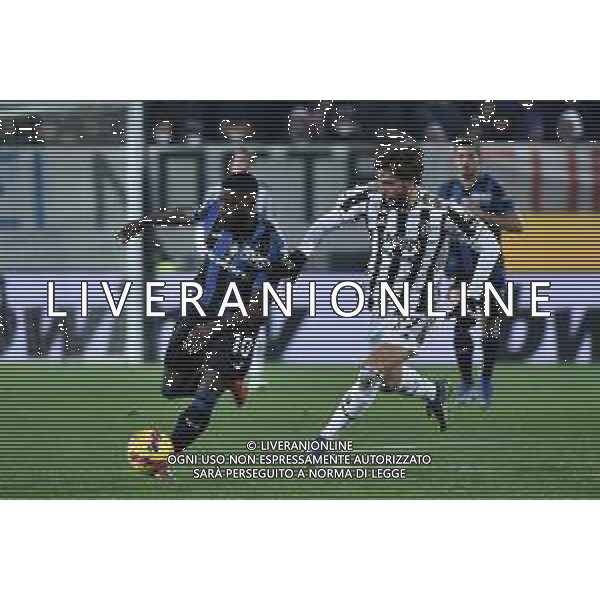 Jeremie Boga (Atalanta) e Manuel Locatelli (Juventus) Atalanta vs Juventus Campionato Serie A TIM - 25a giornata Bergamo 13-02-2022 Gewiss Stadium - Stadio Atleti Azzurri d\'Italia foto Roberto Garavaglia/ag. Aldo Liverani sas