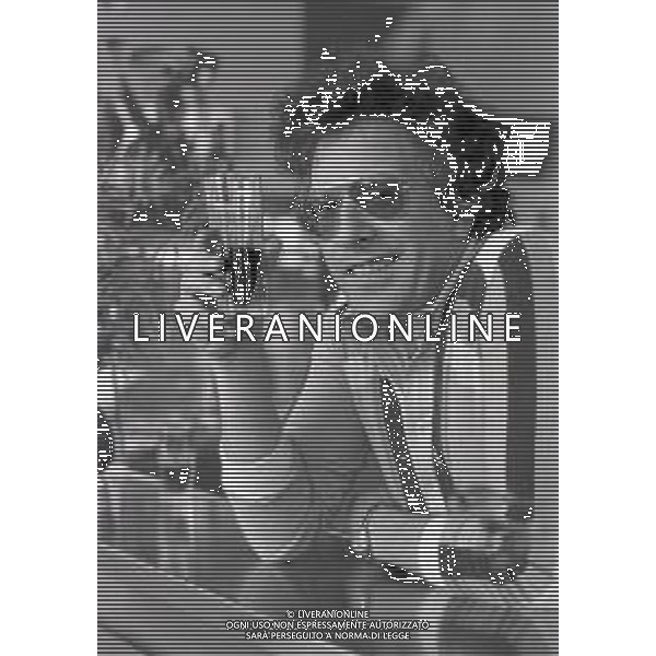 RETROSPETTIVA PEPPINO DI CAPRI CANTANTE NELLA FOTO PEPPINO DI CAPRI NELL\'ANNO 1976 A SAINT VINCENT AG ALDO LIVERANI SAS 