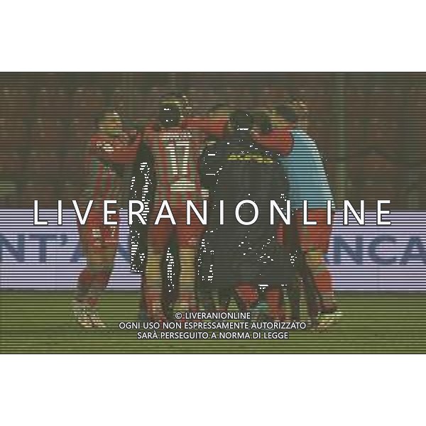 15-02-2022 cremona campionato di calcio serie b cremonese parma nella foto diomande yan gondo esulta ag aldo liverani sas-lmedia