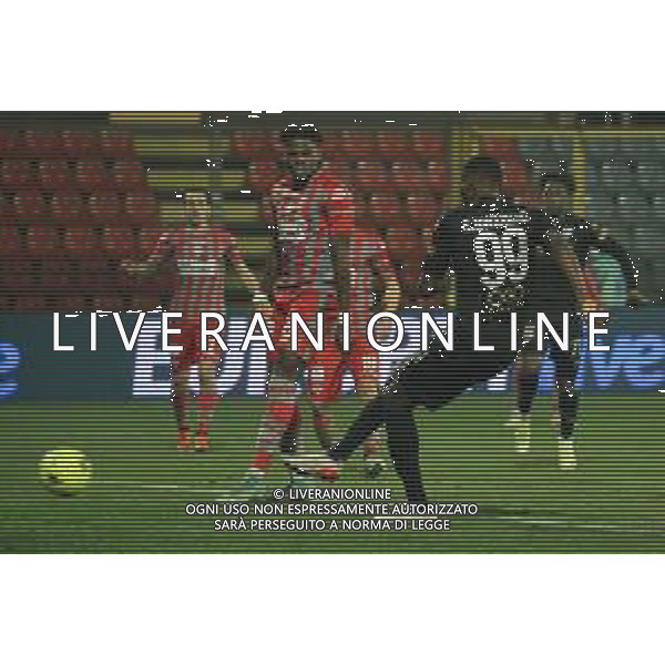 US Cremonese vs Parma Campionato Calcio Serie BKT 23 Giornata 15.02.2022 Simy of PARMA CALCIO in action ©Luca Amedeo Bizzarri/LMedia/AGENZIA ALDO LIVERANI SAS