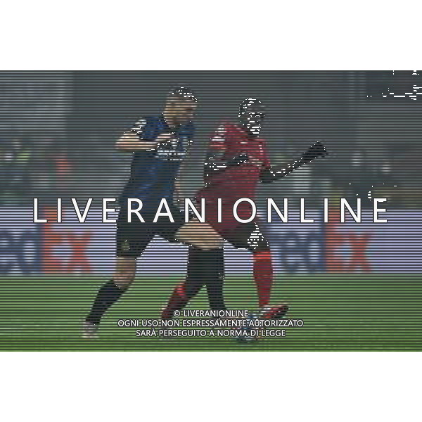 Edin Dzeko (Inter) e Ibrahima Konate\' (Liverpool) Inter vs Liverpool UEFA Champions League ottavi di finale - gara di andata Milano 16-02-2022 Stadio Giuseppe Meazza - San Siro foto Roberto Garavaglia/ag. Aldo Liverani sas /AGENZIA ALDO LIVERANI SAS