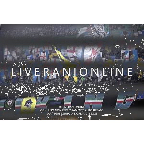 tifosi Inter Inter vs Liverpool UEFA Champions League ottavi di finale - gara di andata Milano 16-02-2022 Stadio Giuseppe Meazza - San Siro foto Roberto Garavaglia/ag. Aldo Liverani sas /AGENZIA ALDO LIVERANI SAS