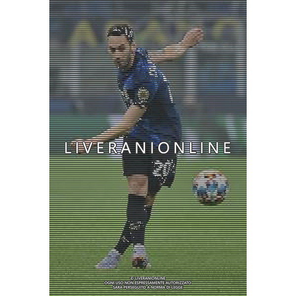 Hakan Calhanoglu (Inter) Inter vs Liverpool UEFA Champions League ottavi di finale - gara di andata Milano 16-02-2022 Stadio Giuseppe Meazza - San Siro foto Roberto Garavaglia/ag. Aldo Liverani sas /AGENZIA ALDO LIVERANI SAS