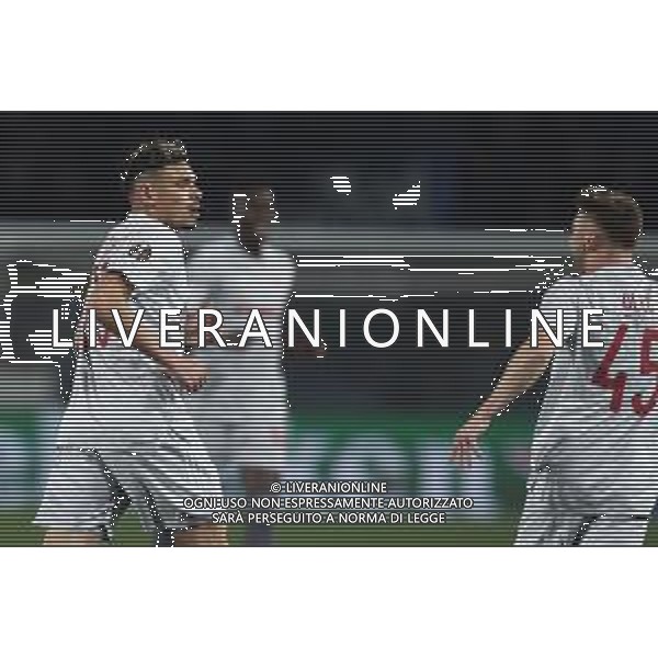Francesco Scaccianoce/LMedia - Atalanta BC vs Olympiakos - football Europa League match 2021/2022 February 17 2022 - Gewiss Stadium Bergamo, Italy Atalanta BC vs Olympiakos Photo showing: Tiquinho Soares (Olympiacos FC) celebrates after scoring his side\'s first goal of the match @Francesco Scaccianoce/LiveMedia /AGENZIA ALDO LIVERANI SAS