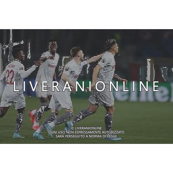 Francesco Scaccianoce/LMedia - Atalanta BC vs Olympiakos - football Europa League match 2021/2022 February 17 2022 - Gewiss Stadium Bergamo, Italy Atalanta BC vs Olympiakos Photo showing: Tiquinho Soares (Olympiacos FC) celebrates after scoring his side\'s first goal of the match @Francesco Scaccianoce/LiveMedia /AGENZIA ALDO LIVERANI SAS