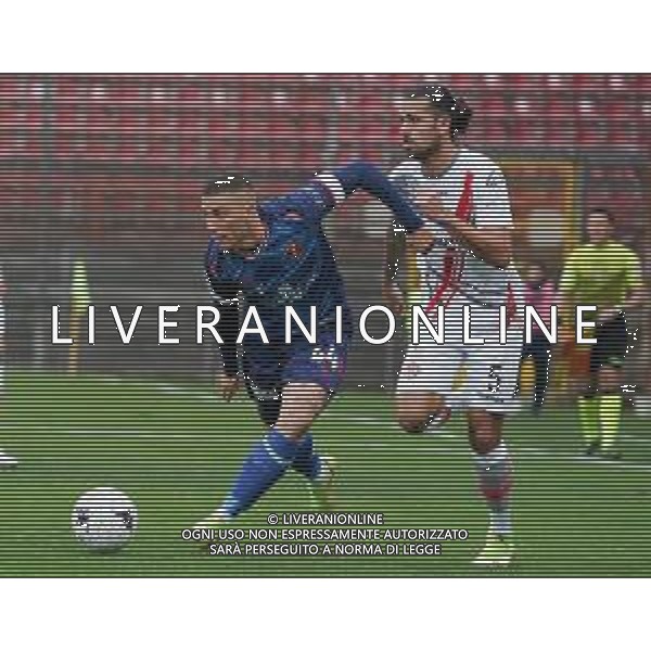 Loris Cerquiglini/LMedia - AC Perugia vs US Cremonese - Italian soccer Serie B match 2021/2022 February 19 2022 - Stadio Renato Curi Perugia, Italy AC Perugia vs US Cremonese Photo showing: crescenzi alessandro (n.5 us cremonese) v lisi francesco (n.44 perugia calcio) @Loris Cerquiglini/LiveMedia AG ALDO LIVERANI SAS