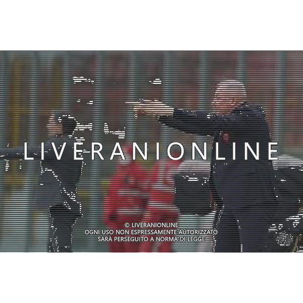 Loris Cerquiglini/LMedia - AC Perugia vs US Cremonese - Italian soccer Serie B match 2021/2022 February 19 2022 - Stadio Renato Curi Perugia, Italy AC Perugia vs US Cremonese Photo showing: massimiliano alvini (coach perugia calcio) @Loris Cerquiglini/LiveMedia /AGENZIA ALDO LIVERANI SAS